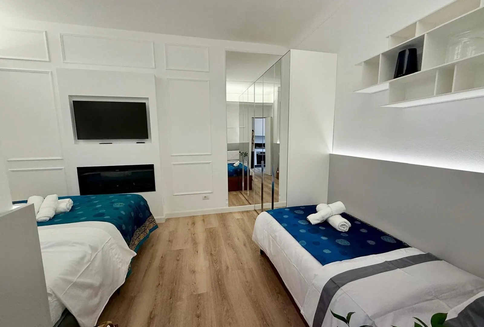 アパート Casa Estia - Mico, Citylife, San Siro, Elegance And Comfort In The Heart Of ミラノ イタリア